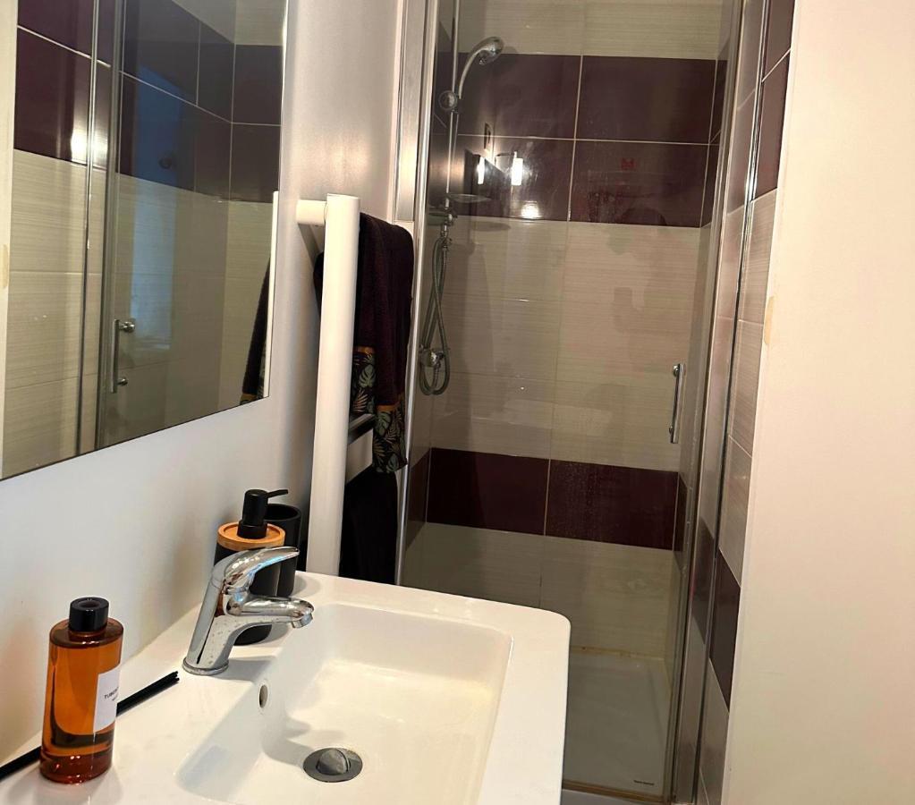 L'Oasis Cosy Apartment วีเลอร์บาน ภายนอก รูปภาพ