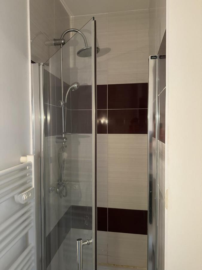 L'Oasis Cosy Apartment วีเลอร์บาน ภายนอก รูปภาพ