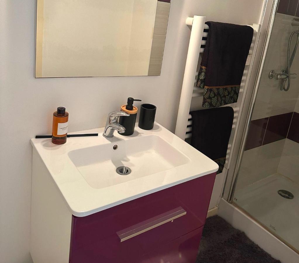 L'Oasis Cosy Apartment วีเลอร์บาน ภายนอก รูปภาพ