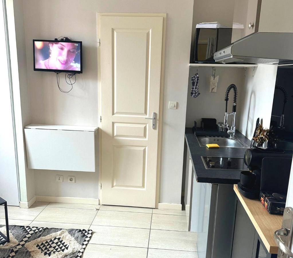 L'Oasis Cosy Apartment วีเลอร์บาน ภายนอก รูปภาพ