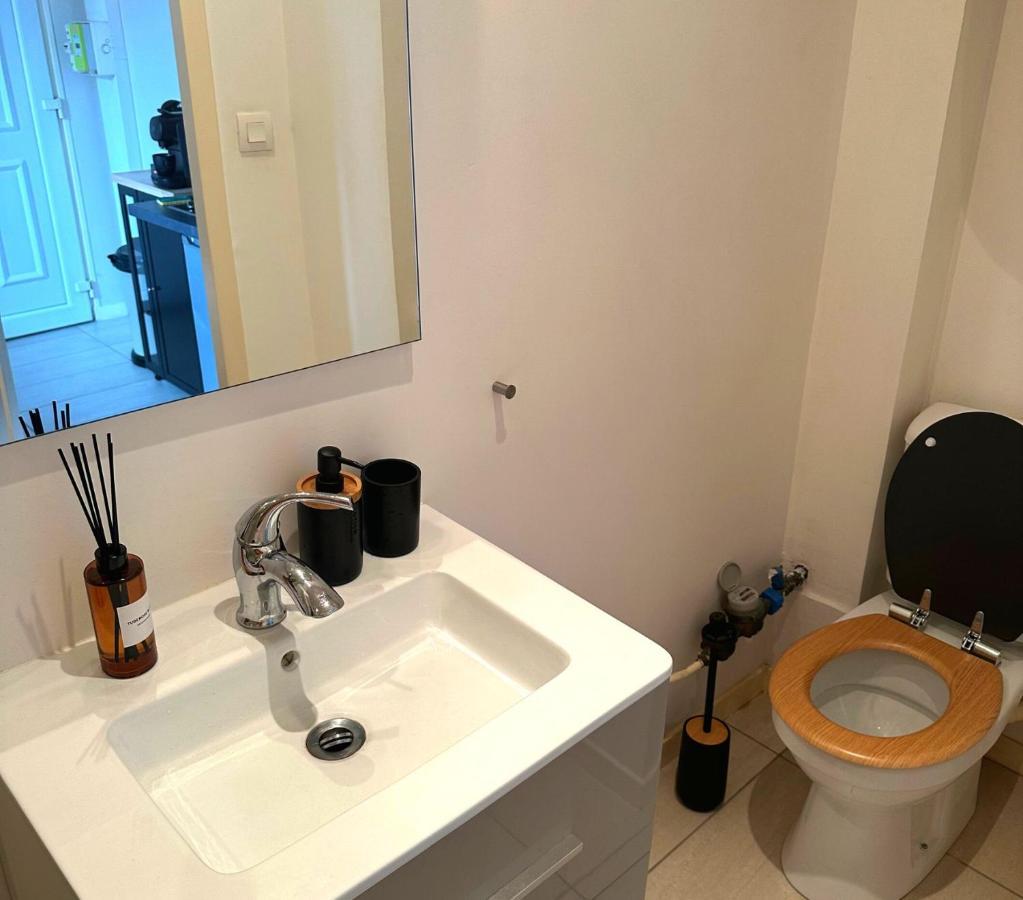 L'Oasis Cosy Apartment วีเลอร์บาน ภายนอก รูปภาพ